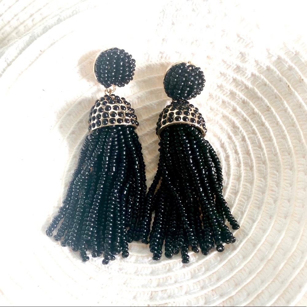NWT. Baublebar beaded earrings